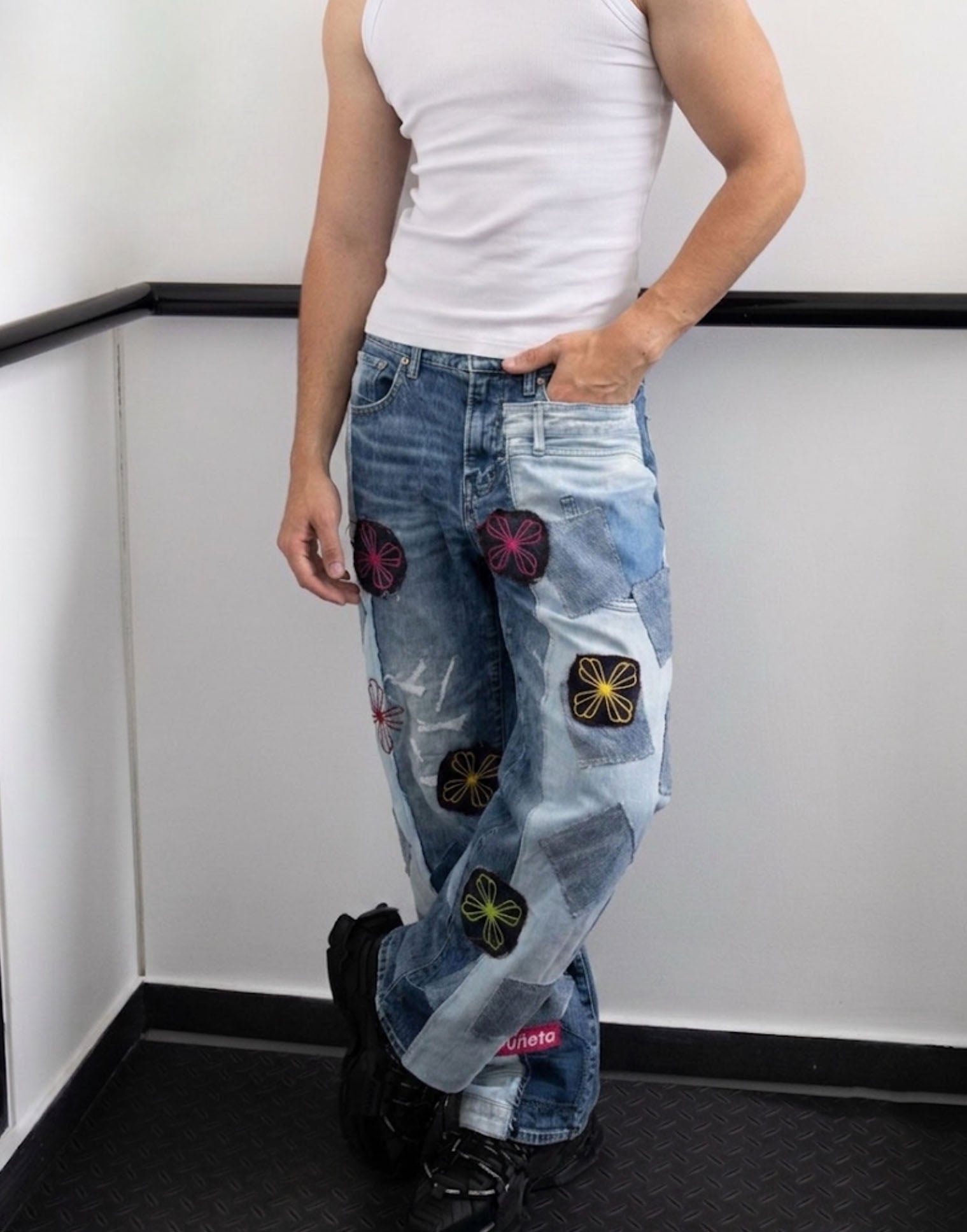 Gallery Jeans